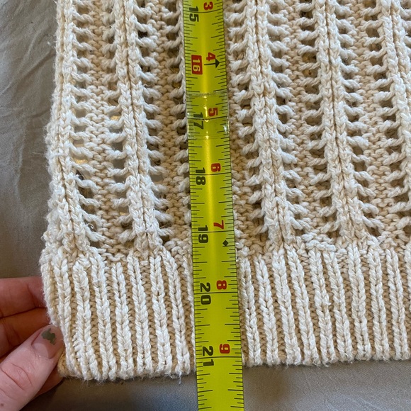 H & M Loose Knitted Sweater Cream - Picture 11 of 11